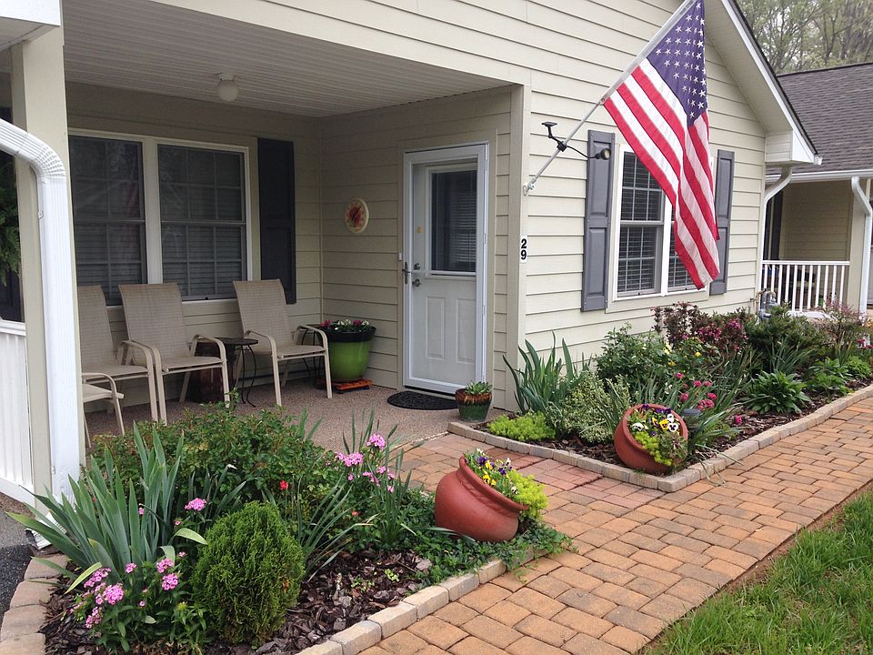 Front view & porch