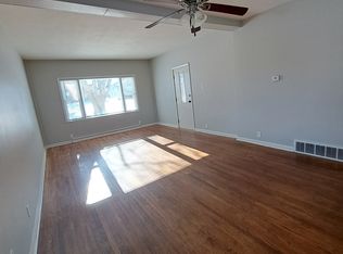 2220 W Galena Ave, Freeport, IL 61032