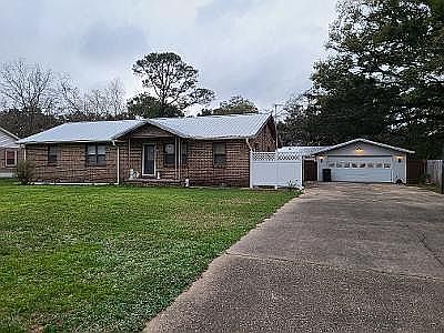 1st image of 1119 Concordia Blvd