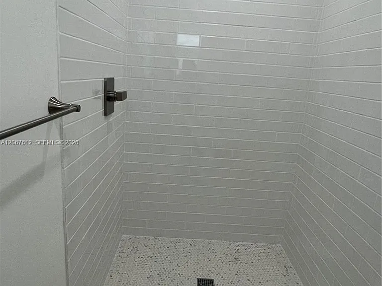 110 SW 30th Rd — Photo 14