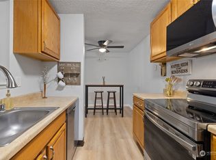 4501 Grandview Dr W UNIT T320, University Place, WA