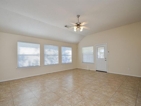 5th image of 8734 Elm Drake Ln
