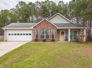 108 Greenfield Ln, Grantville, GA 30220