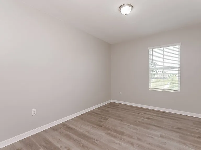 10988 Carlton Fields Dr — Photo 10