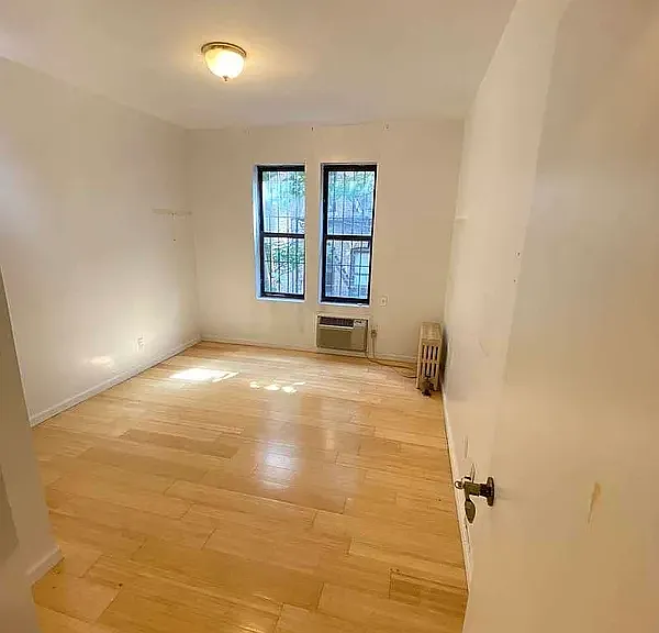 562 W 189th St #4 — Photo 1
