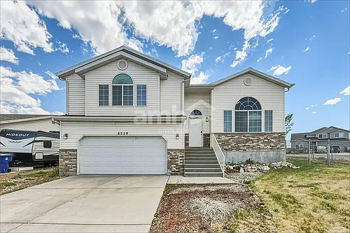 6359 W Liza Ln Photo 1