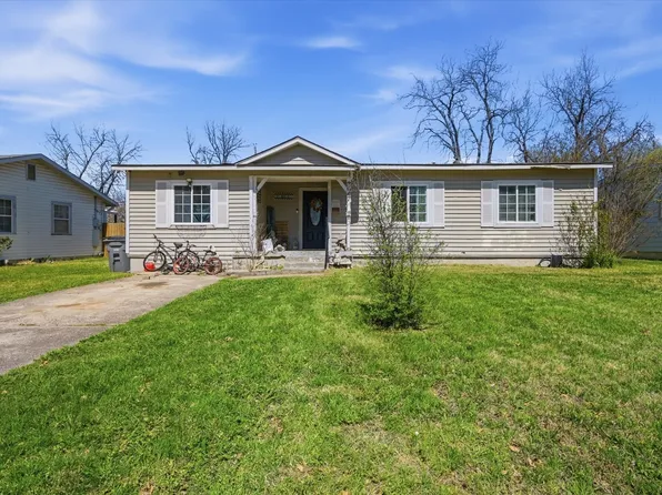 2647 Hearthstone Dr, Farmers Branch, TX 75234