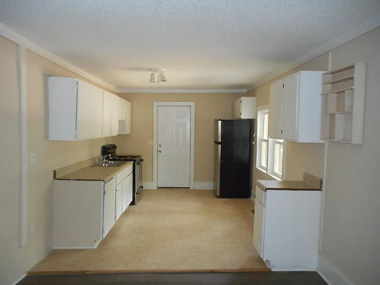 5560 Thistledown Dr — Photo 11