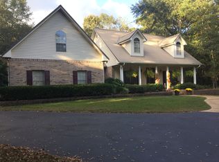 1087 Deerfield, Summit, MS 39666