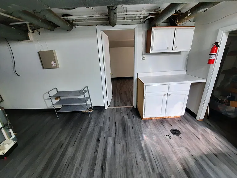1720 Leland Ave — Photo 53