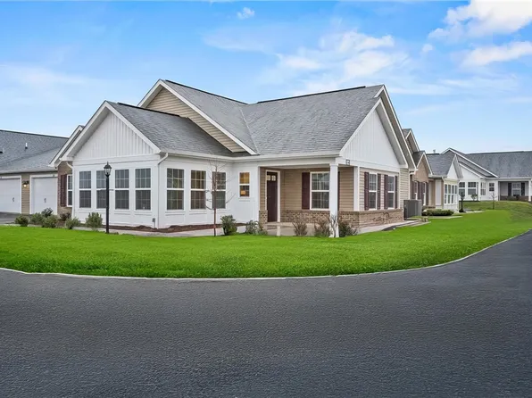 1261 Sandy Ridge Dr, Sarver, PA 16055