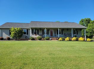 612 Robbs School Rd, Gaffney, SC 29341