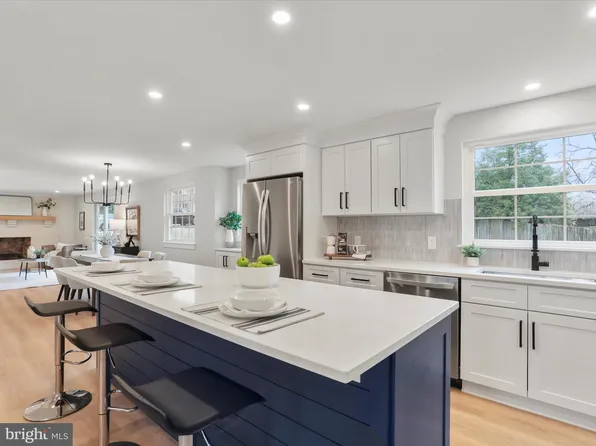 20721 Bell Bluff Rd, Gaithersburg, MD 20879