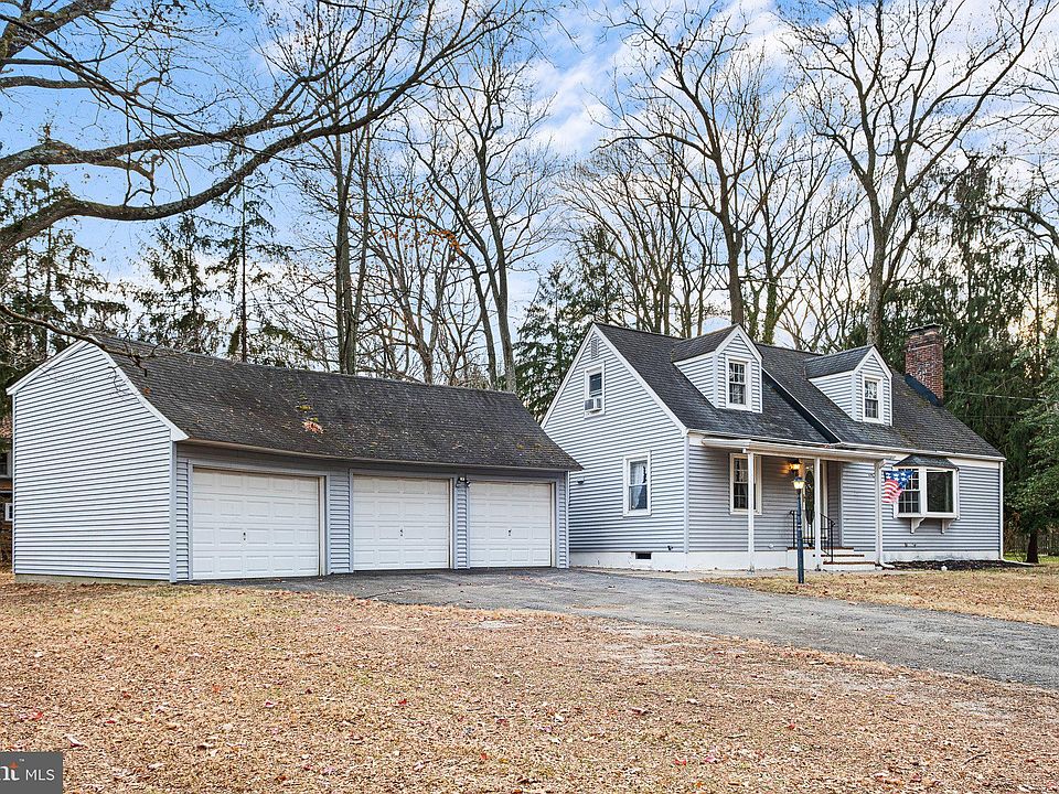 1st image of 12 Gumwood Dr