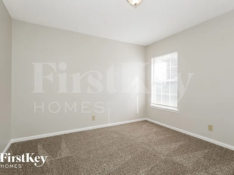 2262 Bristol Spring Ct — Photo 12