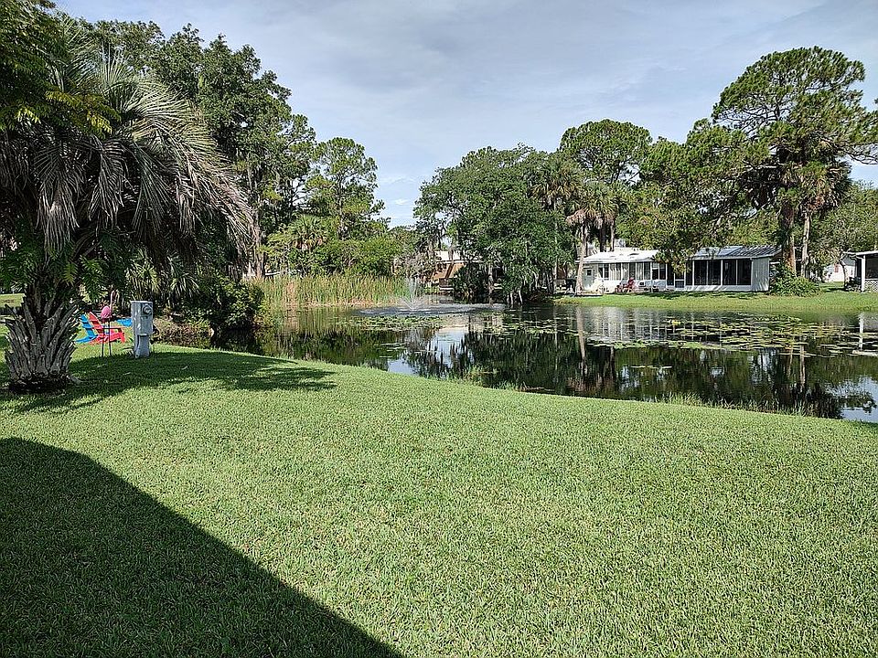 1st image of 1556 S Pebble Brook Dr