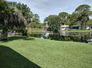 1556 S Pebble Brook Dr, Homosassa, FL 34448