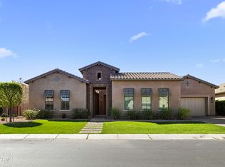 2563 E Muirfield St, Gilbert, AZ 85298