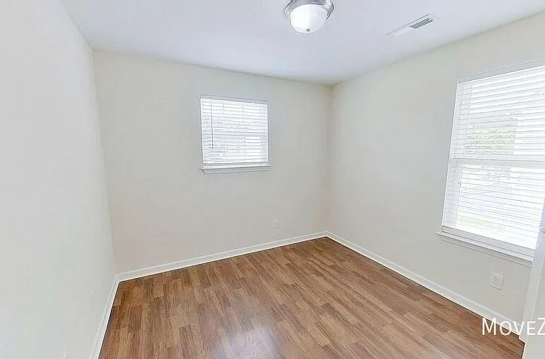 1637 Brownairs Ln — Photo 28