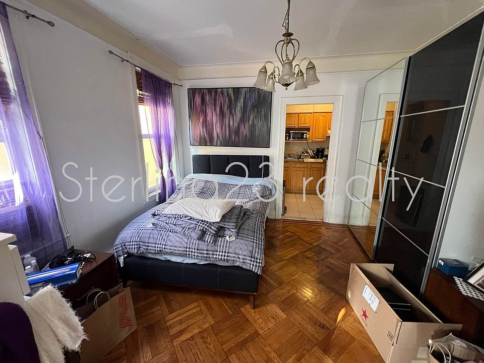 2nd image of 2456 24th St #1A