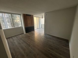 Poinsettia Apartments, Los Angeles, CA 90046
