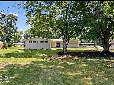 6326 Forest View Dr — Photo 9