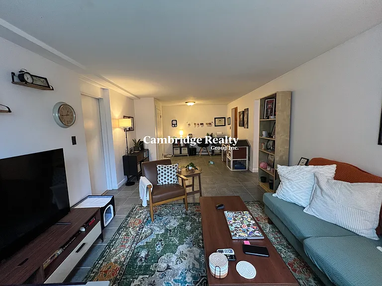32 Chester St #2 — Photo 3