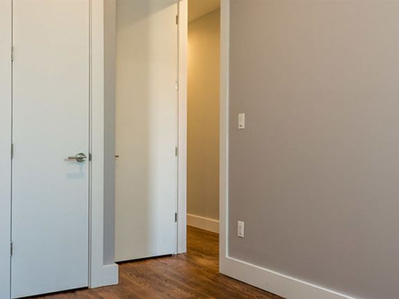 1889_troutman_street_unit_6-1