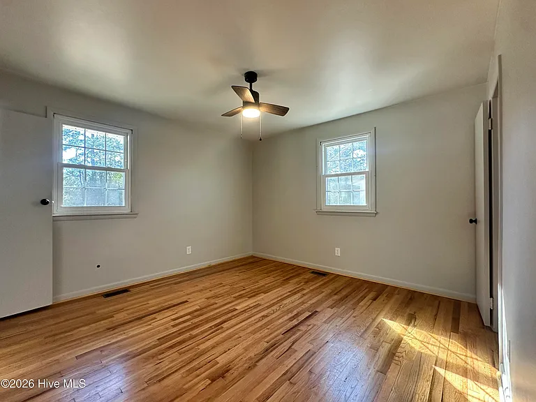 1030 Daniel Dr — Photo 9