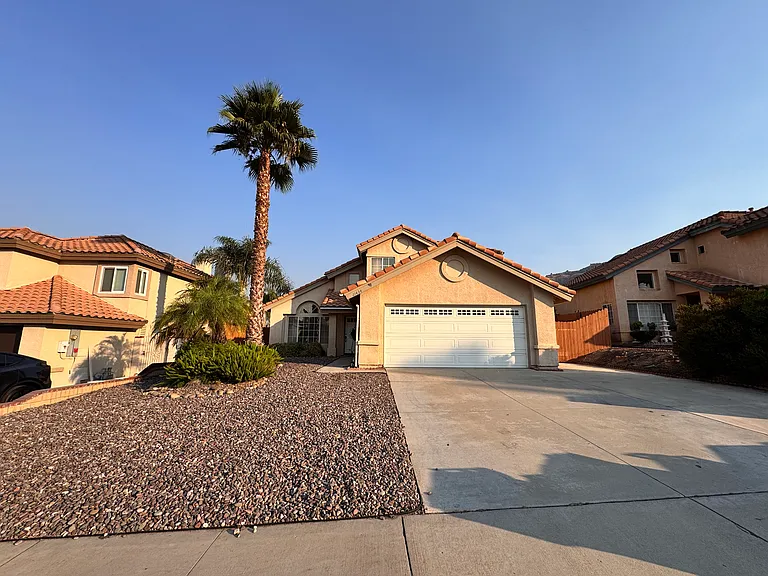 21434 Townsendia Ave — Photo 1