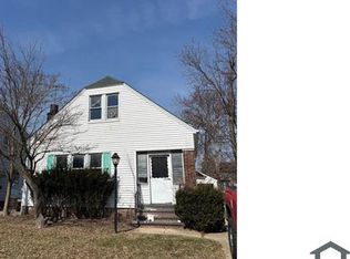 20817 Clare Ave, Maple Heights, OH 44137