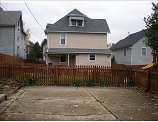 2nd image of 420 Oakland Ave
