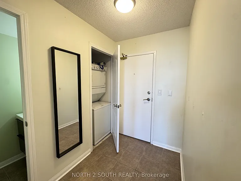 1150 Parkwest Pl #1002 — Photo 12
