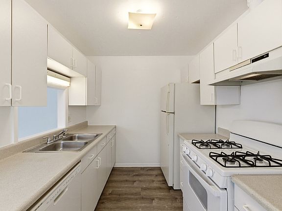 5th image of 10742 E Exposition Ave APT 223