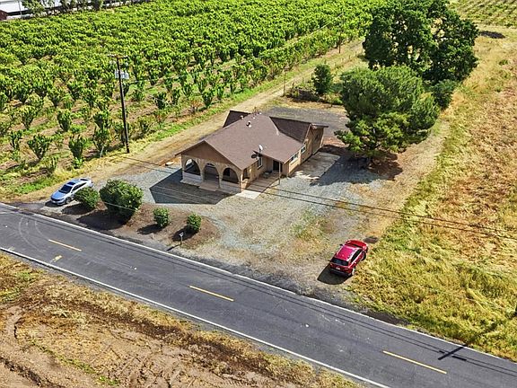 3rd image of 20042 N Ray Rd