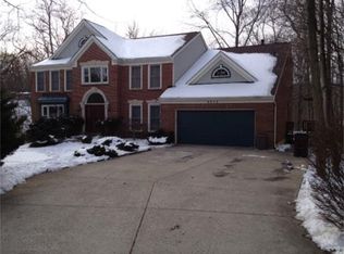 2915 Tree Valley Ct, Cincinnati, OH 45244