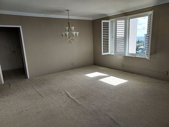 3rd image of 3233 NE 34th St APT 1716