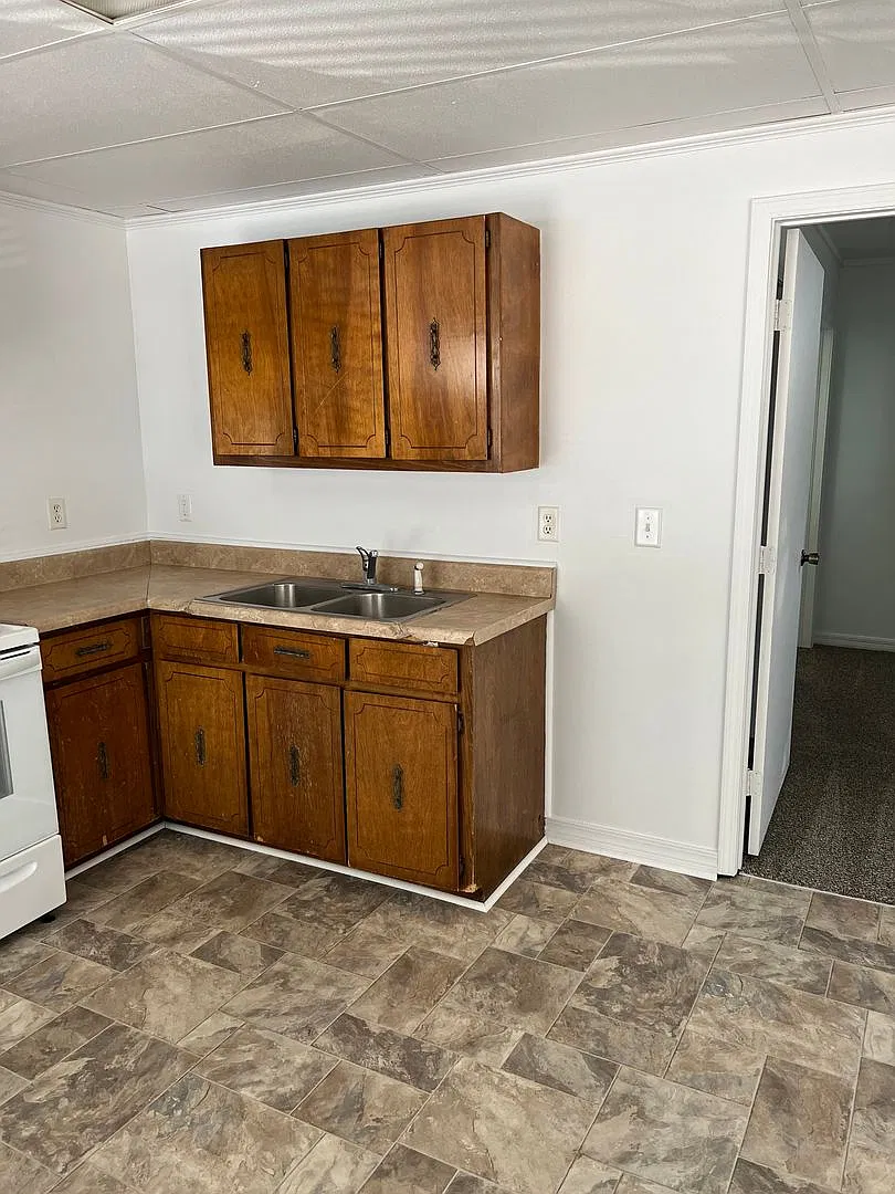40 Eglin St — Photo 3
