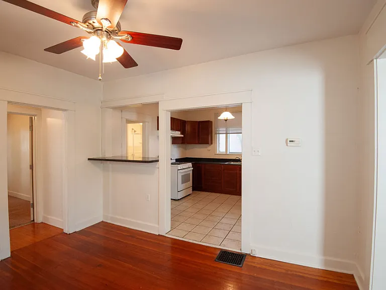 1202 N Walnut St — Photo 39