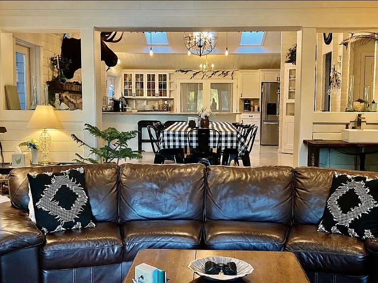 7075 NE Bay Hill Rd — Photo 20