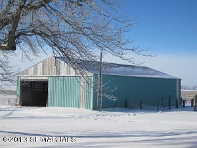 In door riding arena