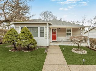 6 S Montgomery Ave, Elmsford, NY 10523
