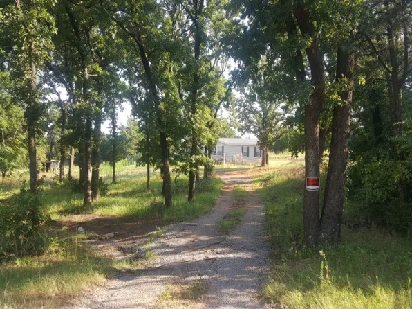 2574 Tiffany Ln, Guthrie, OK 73044