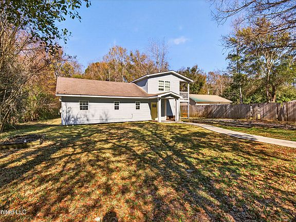 3rd image of 4476 N Pierce Rd