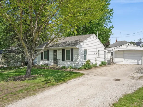 796 E Aurora Ave, Des Moines, IA 50313