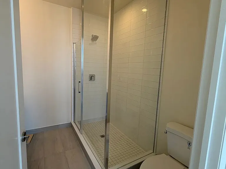8960 Jane St #Penthouse 102 — Photo 15
