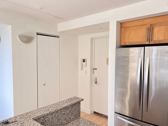 3rd image of 53 Boerum Pl APT 11E