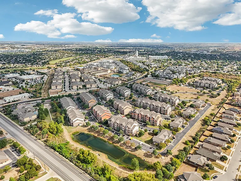 Las Brisas Apartments in Round Rock, Texas