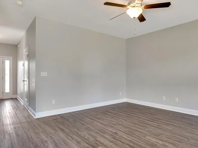 3888 Harper Franklin Ave — Photo 9