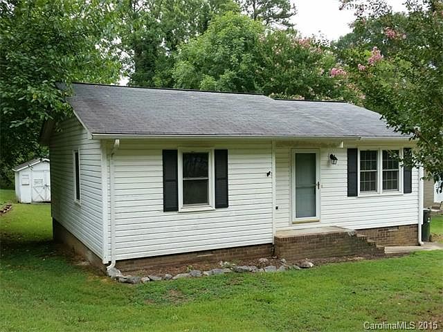 2nd image of 705 S Iredell Ave